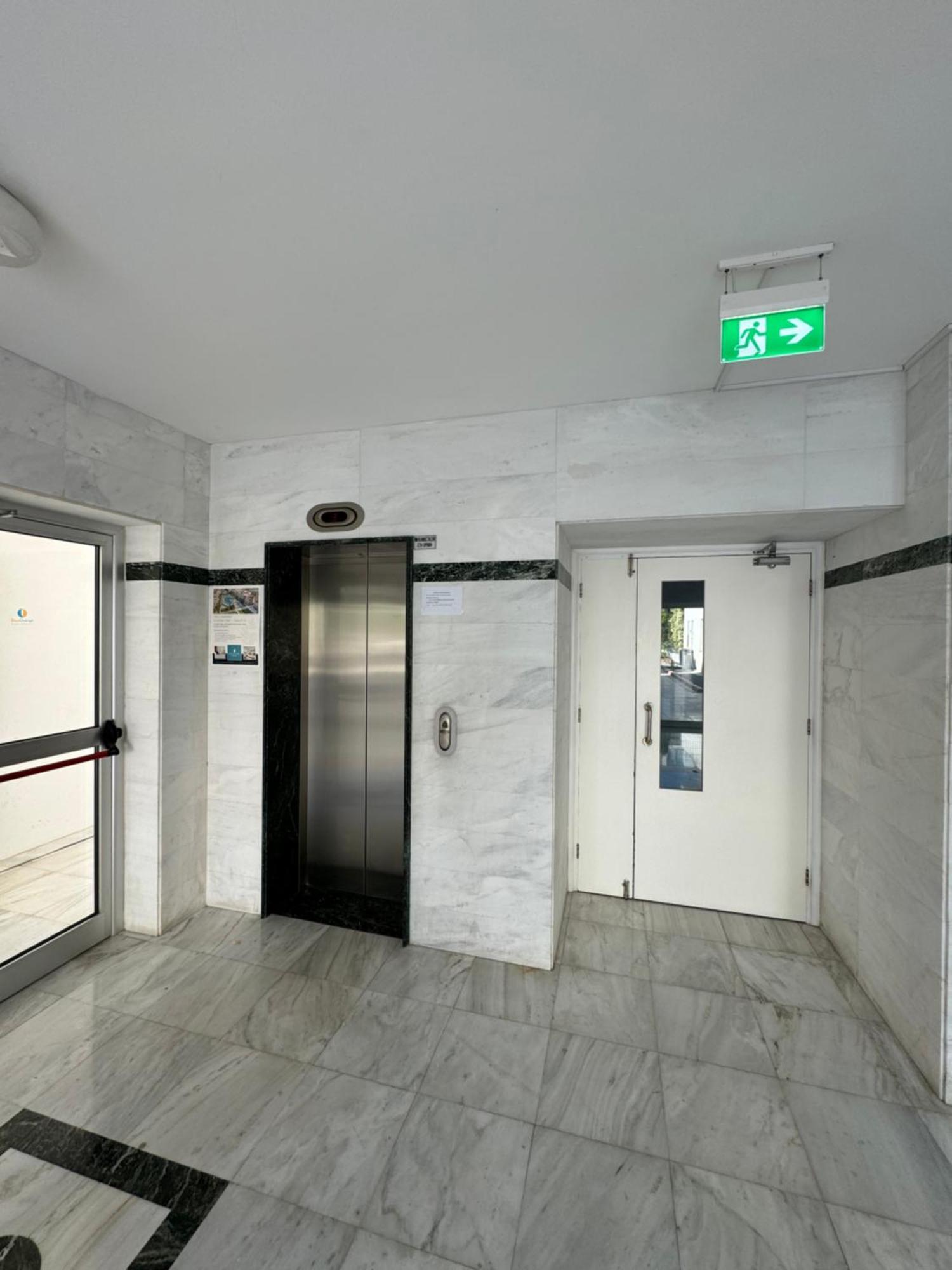 Modern Vacation At Elysia Park Apartament *